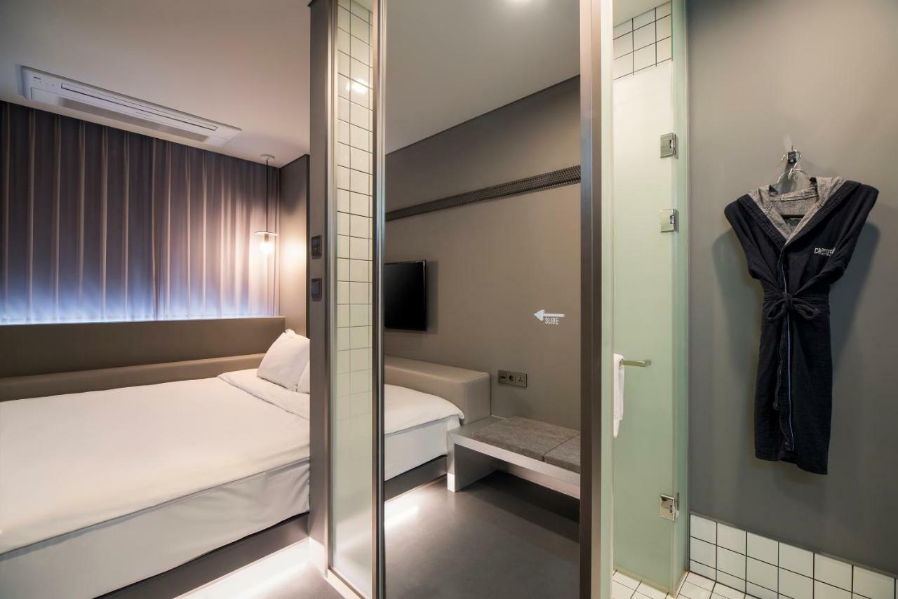 Hotel Cappuccino Seoul Bagian luar foto